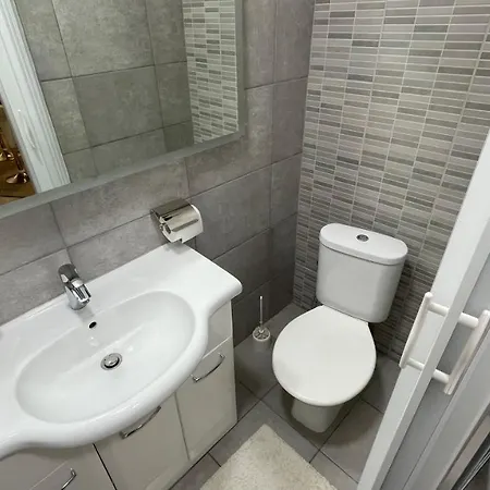 U Byvale Posty Διαμέρισμα Ντέτσιν