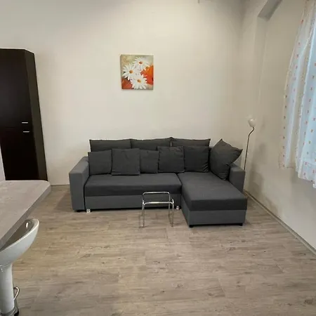 U Byvale Posty * Ντέτσιν